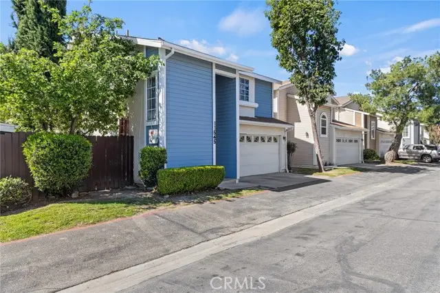 11545 Honeyglen, Pacoima, CA 91331 - #2