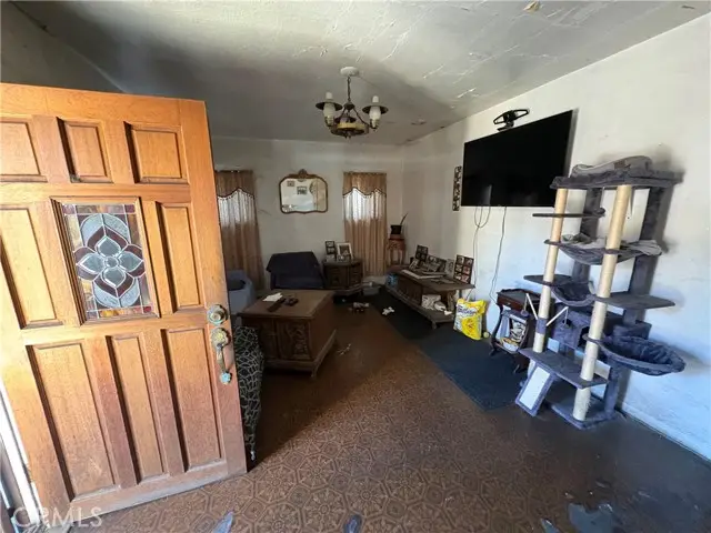 1067 S Rowan, Los Angeles, CA 90023 - Image #2