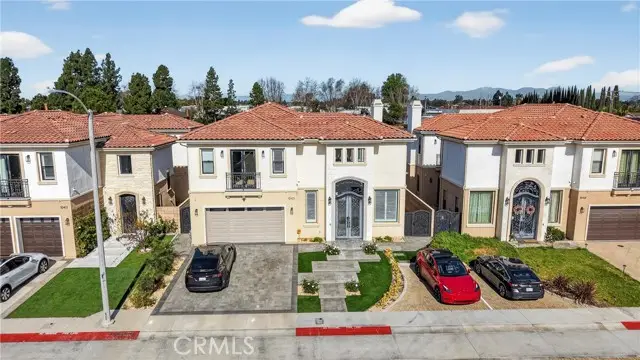 10421 Saint Anna Place, Fountain Valley, CA 92708 - Image #3