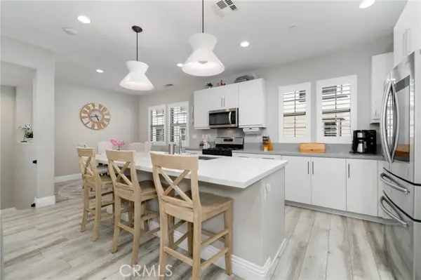 837 Iris Way #C, Azusa, CA 91702