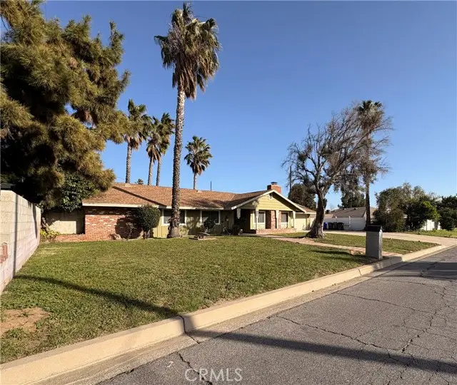 5871 Geremander, Rialto, CA 92377 - Image #3