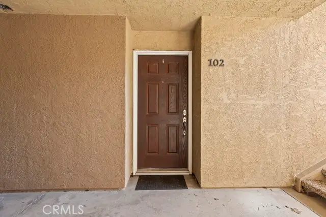 2320 Del Mar #102, Corona, CA 92882 - Image #2