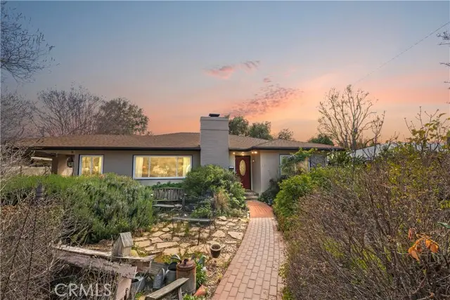 754 W 9th, Claremont, CA 91711 - #1