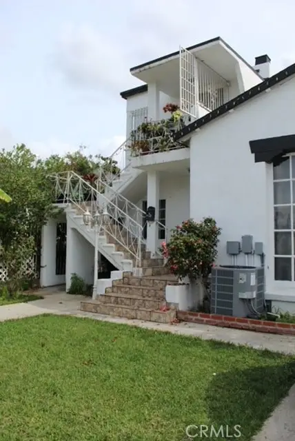 2546 S Bronson, Los Angeles, CA 90018 - #1