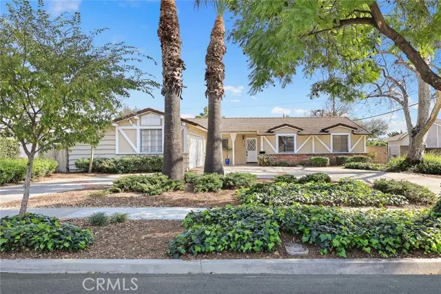 1526 Lynoak Dr, Claremont, CA 91711 - #1