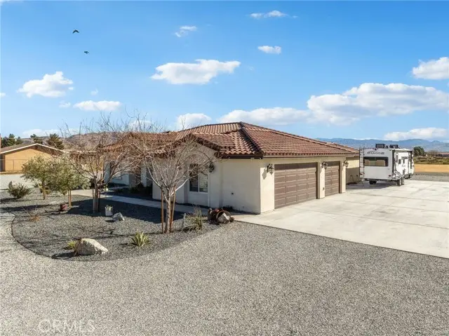 22427 Huasna, Apple Valley, CA 92307 - #2