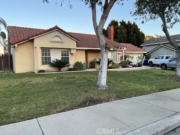 661 N Larch, Rialto, CA 92376
