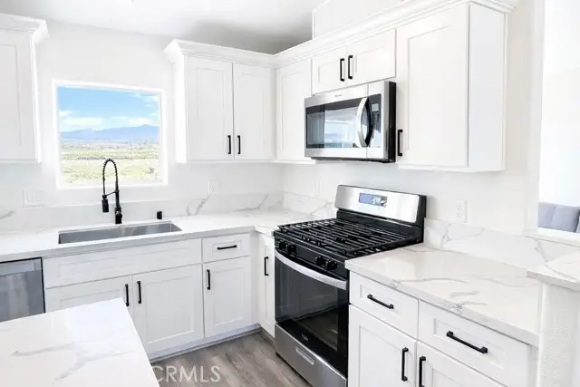 3749 South St, Phelan, CA 92371 - #2