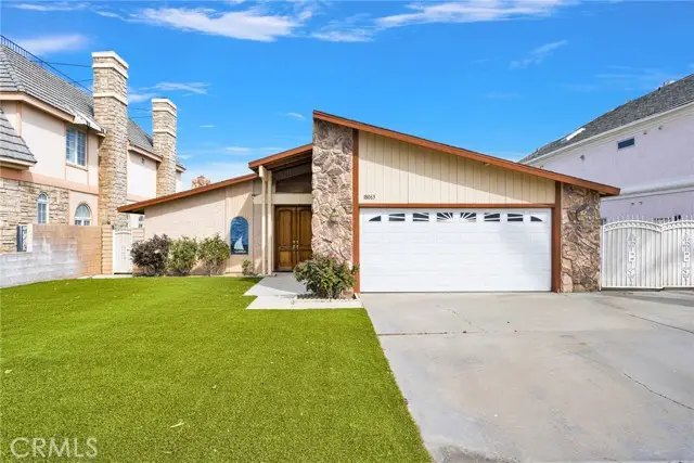 18063 Mariner Drive, Victorville, CA 92395 - #2