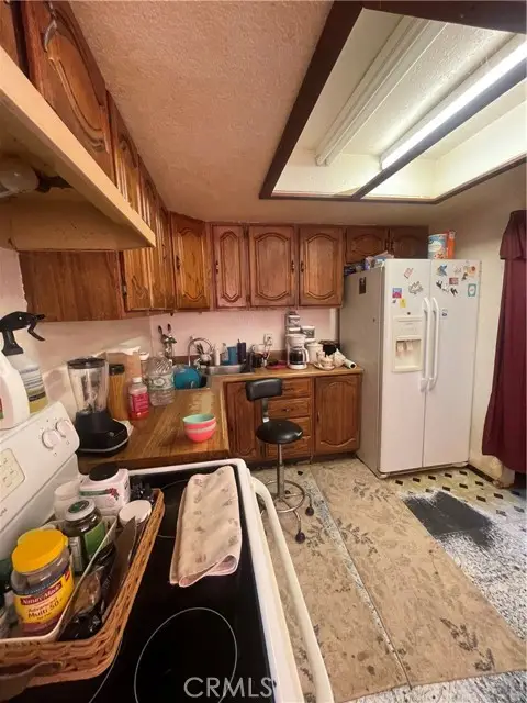 36363 Serra, Hinkley, CA 92347 - #2