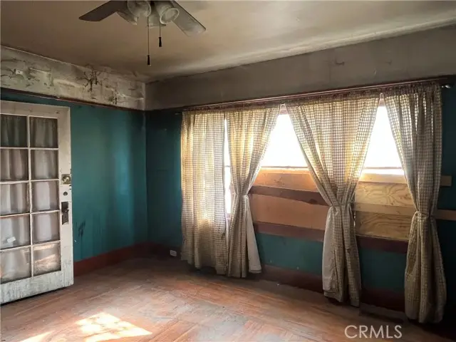 805 S Court Street, Visalia, CA 93277 - #3