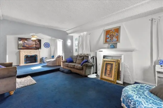 3640 W 60th Street, Los Angeles, CA 90043 - #3