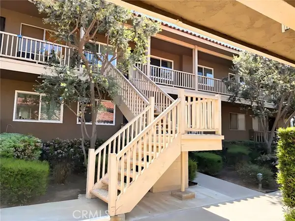 555 S La Veta Park #234, Orange, CA 92868