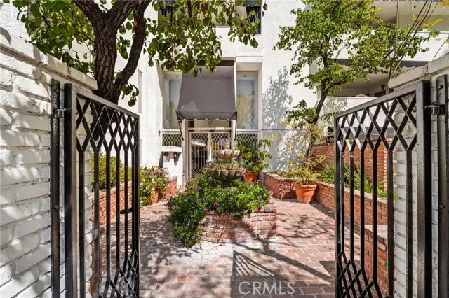 4950 Louise #304, Encino, CA 91316 - #2