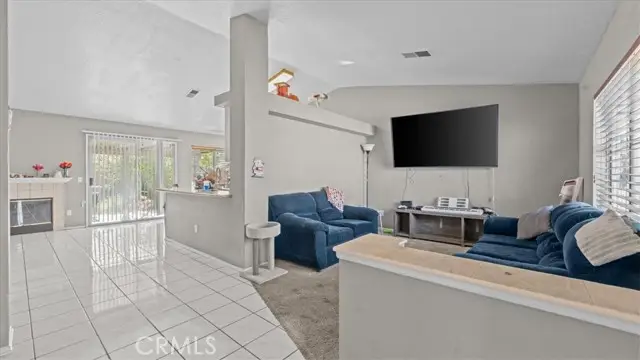 15711 Garnet, Victorville, CA 92394 - #3