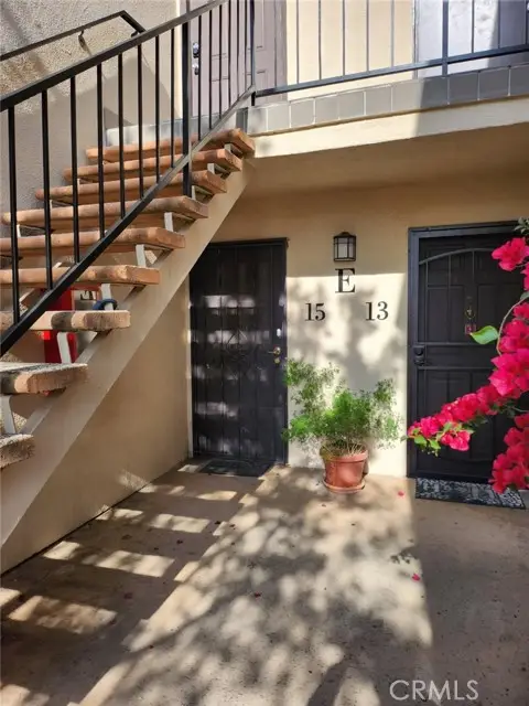 25735 Hogan Drive #E15, Valencia (santa Clarita), CA 91355