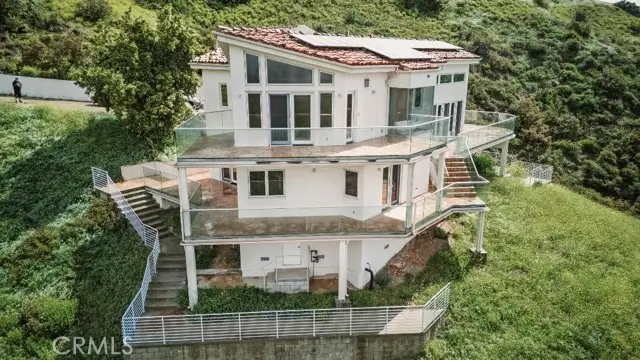 2501 Barrymore Drive, Malibu, CA 90265 - #3