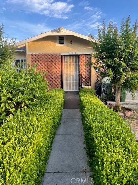 1418 W 70th Street, Los Angeles, CA 90047