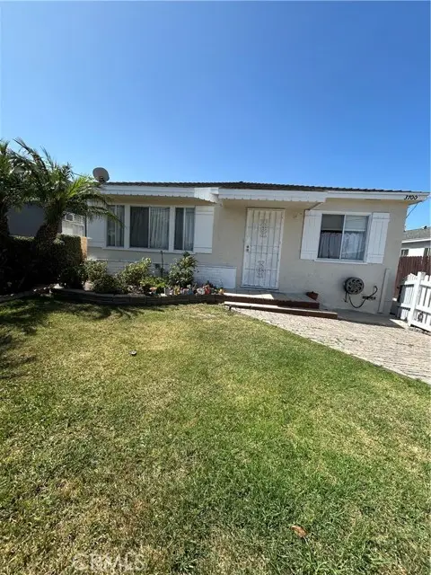 3700 W 105th Street, Inglewood, CA 90303
