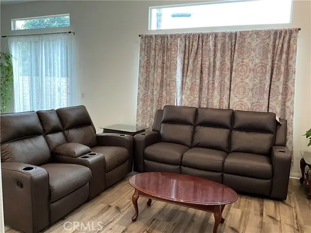 365 Huntington Court, Rialto, CA 92376 - Image #3