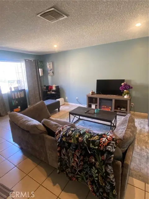 8998 Mango Avenue #H, Fontana, CA 92335 - Image #3