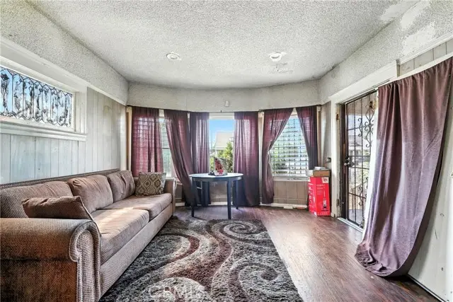 1459 E 43rd Street, Los Angeles, CA 90011 - Image #3