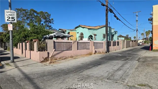 2540 Hauser Boulevard, Los Angeles, CA 90016 - #1