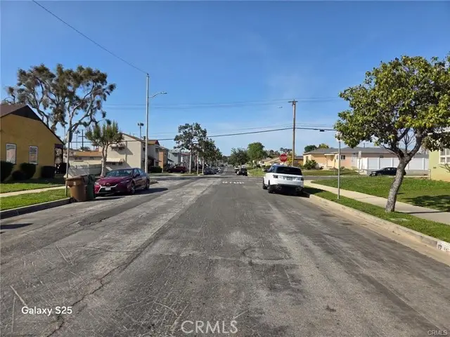 10404 S Gramercy Place, Los Angeles, CA 90047 - Image #3