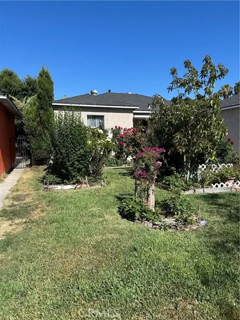 6720 Sherman Way, Bell, CA 90201