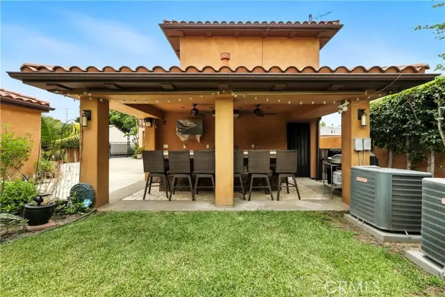 9123 Lemoran Avenue, Downey, CA 90240 - Image #2