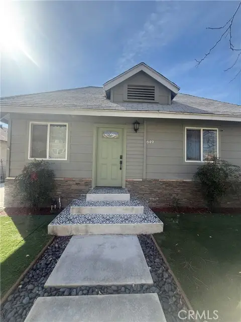 649 Sixth, San Bernardino, CA 92410
