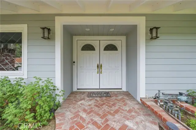 19530 Tuba Street, Northridge, CA 91326 - #3