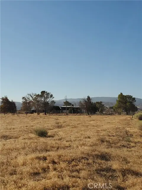 255 W Avenue B-10, Lancaster, CA 93536 - Image #3