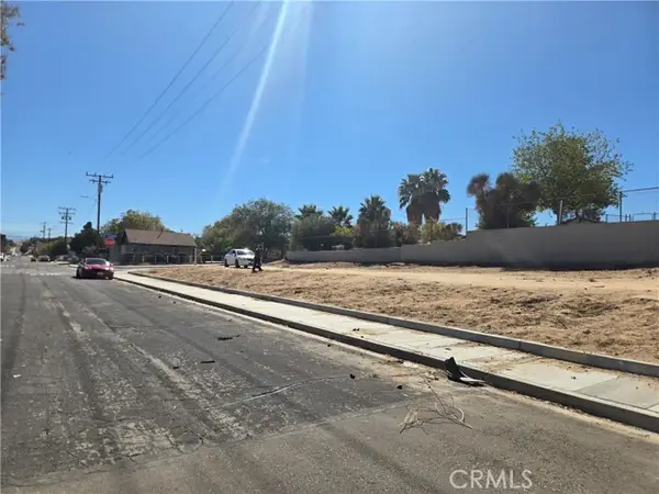 3 Third, Victorville, CA 92395