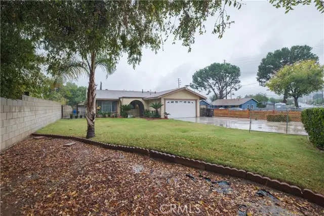 10768 Campbell Avenue, Riverside, CA 92505 - Image #3