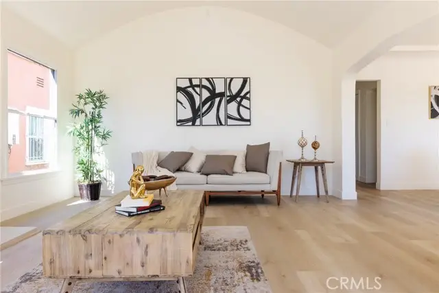 2127 W 76th, Los Angeles, CA 90047 - #1