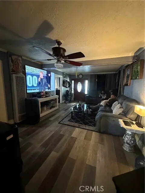 1151 E 71st, Los Angeles, CA 90001 - #3