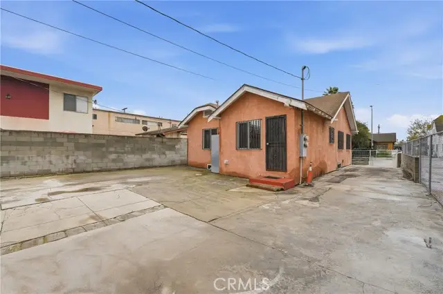 915 W Gage, Los Angeles, CA 90044 - Image #3