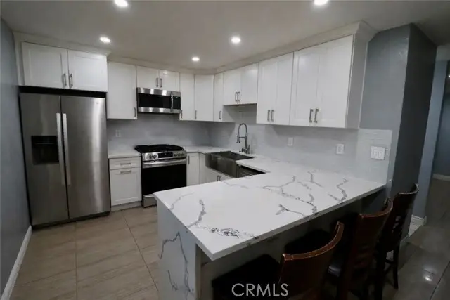 13438 Obispo, Paramount, CA 90723 - #2