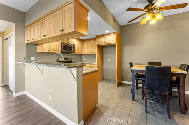 10943 Laurel Canyon #A6, San Fernando, CA 91340 - #1