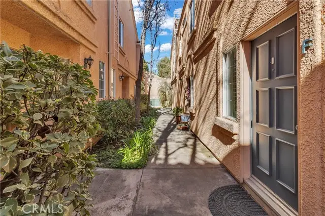 25144 Steinbeck #F, Stevenson Ranch, CA 91381 - #2