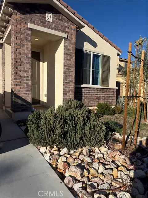 13042 Lancaster, Hesperia, CA 92344