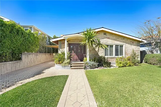 4313 Rhodes, Studio City, CA 91604 - #1