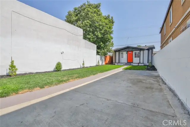 9504 S Main, Los Angeles, CA 90003 - #3