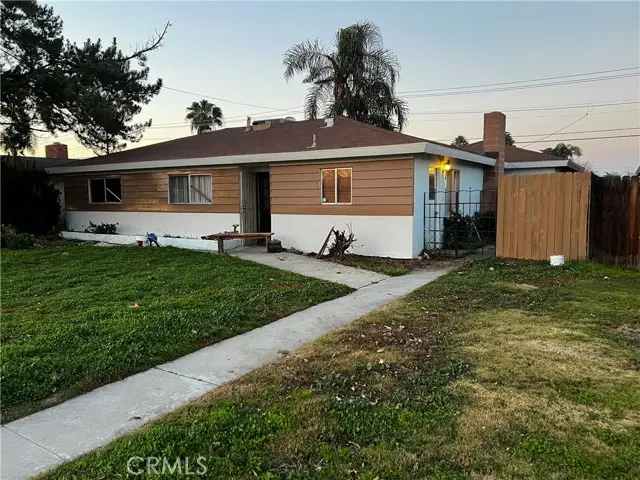 3520 Planz, Bakersfield, CA 93309 - #1