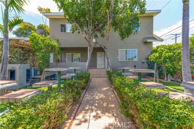 736 W 41st Place, Los Angeles, CA 90037 - #2