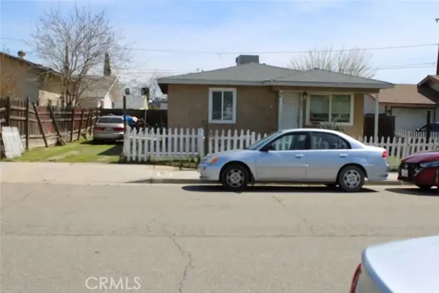 241 Hull Avenue, Madera, CA 93638 - #3