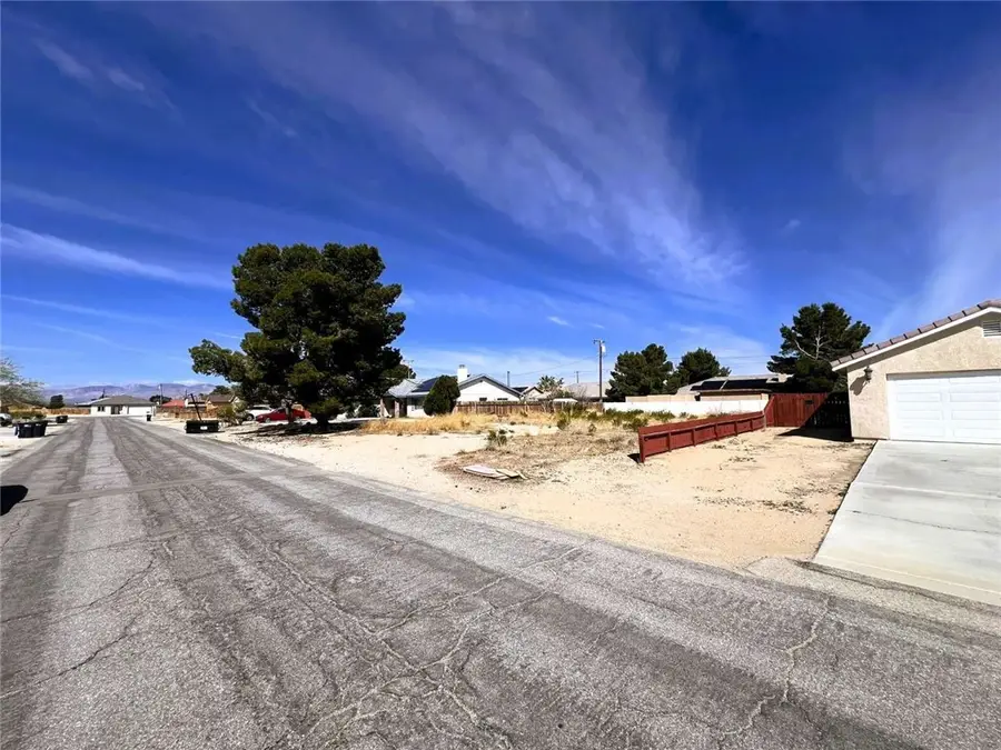 10141 Rea Avenue, California City, CA 93505 - Image #3