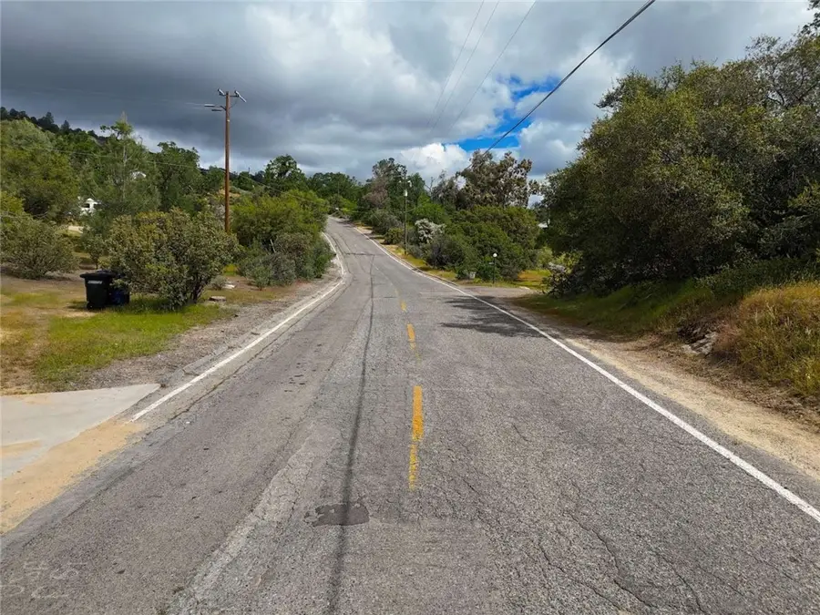 30545 N Dome Drive, Coarsegold, CA 93614 - #3