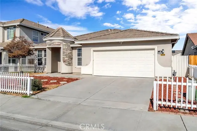 1049 Stanford, Madera, CA 93637 - Image #2